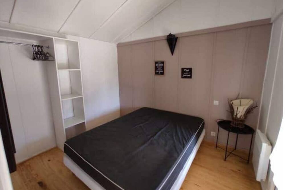 Photo of Bedroom in Causse-et-Diege