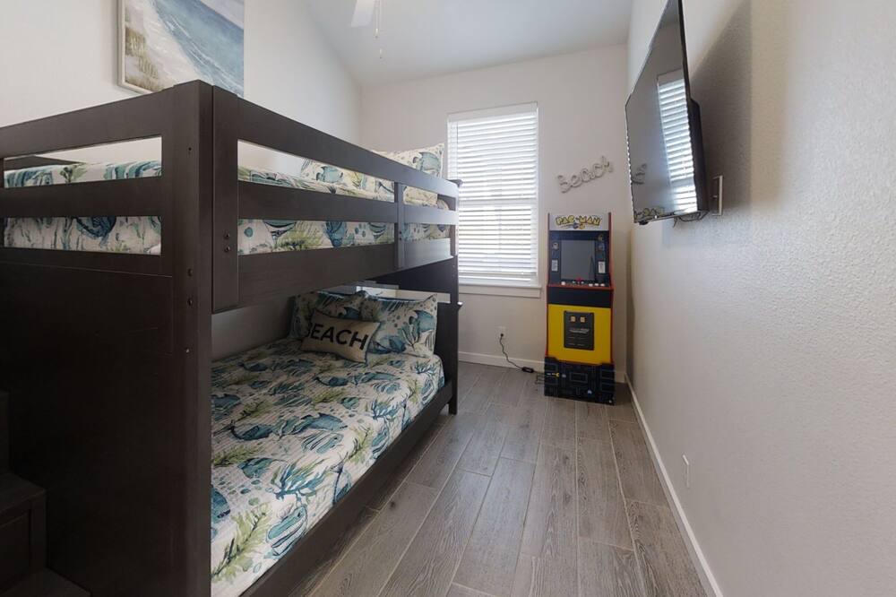 Photo of Bedroom in Corpus Christi