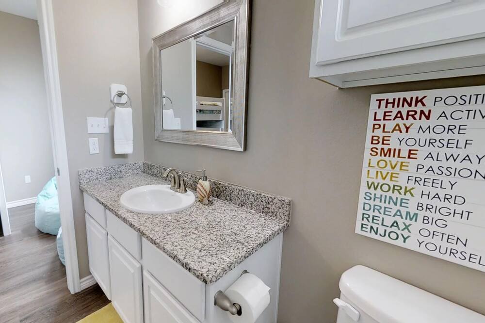 Photo of Bathroom in Corpus Christi
