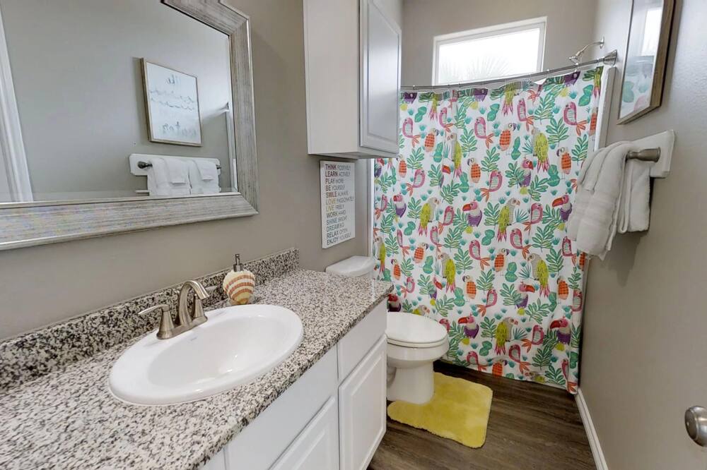 Photo of Bathroom in Corpus Christi