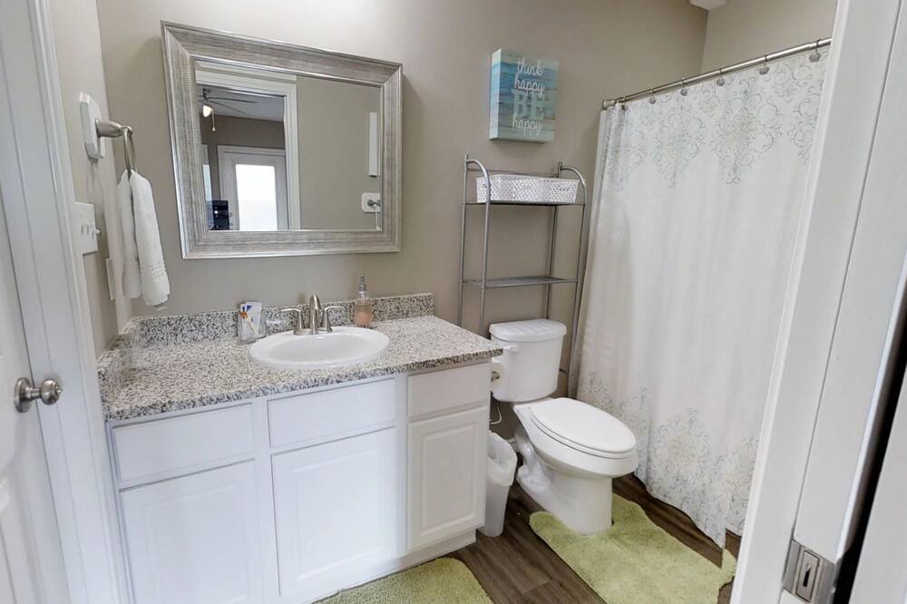 Photo of Bathroom in Corpus Christi