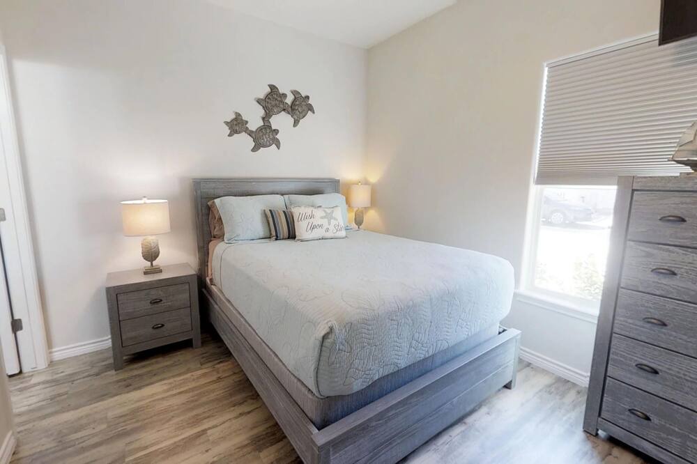 Photo of Bedroom in Corpus Christi