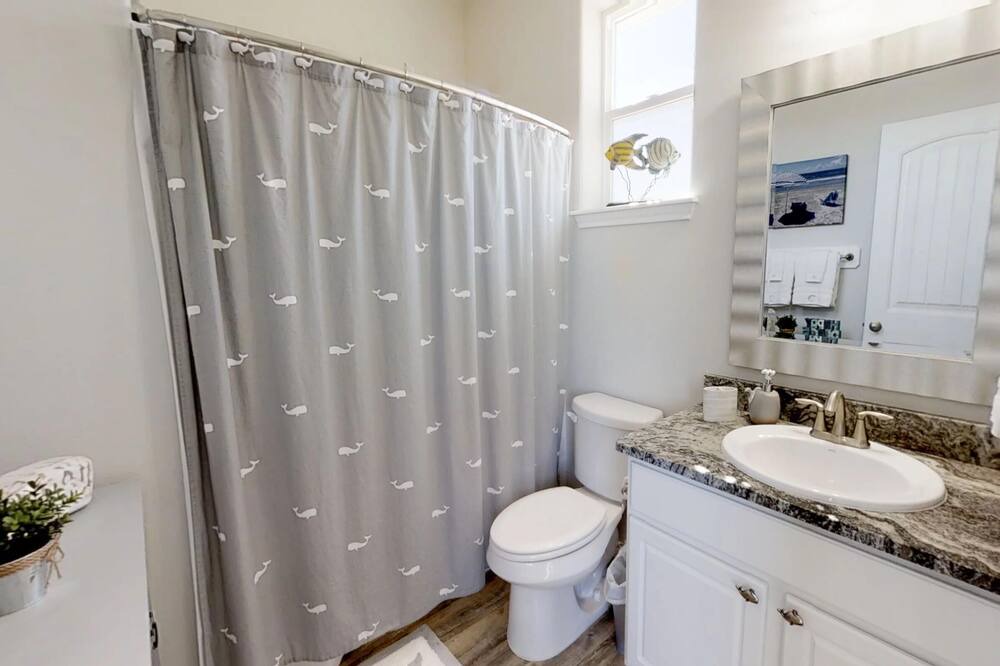 Photo of Bathroom in Corpus Christi