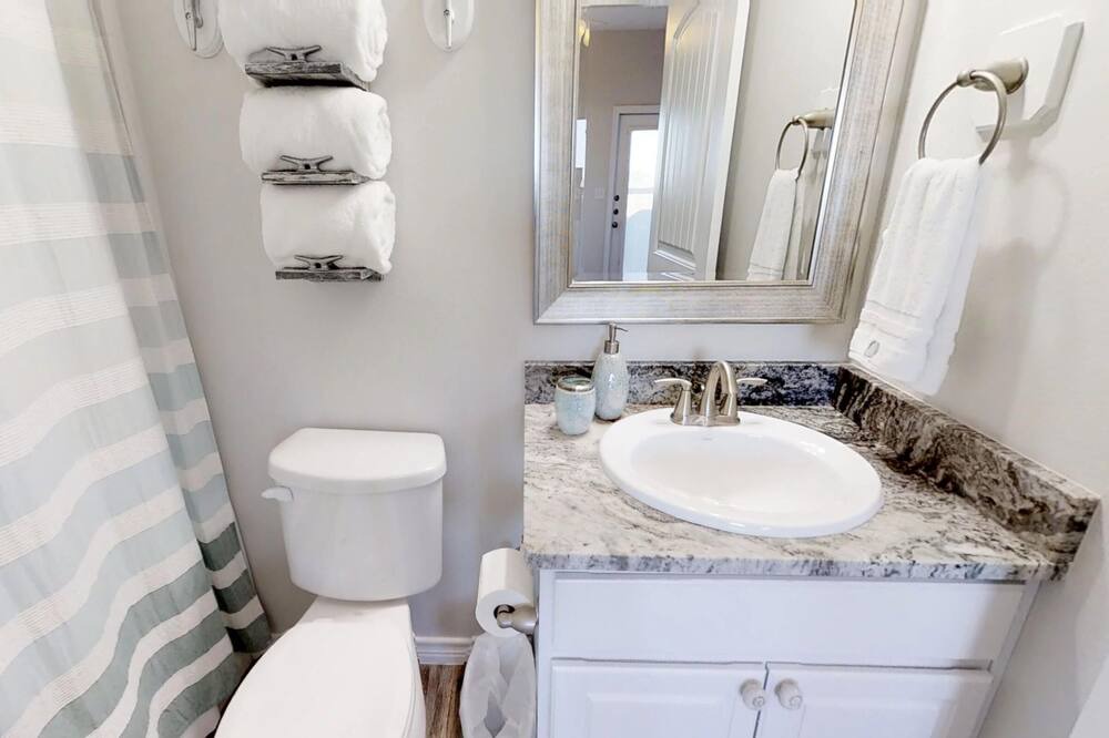 Photo of Bathroom in Corpus Christi