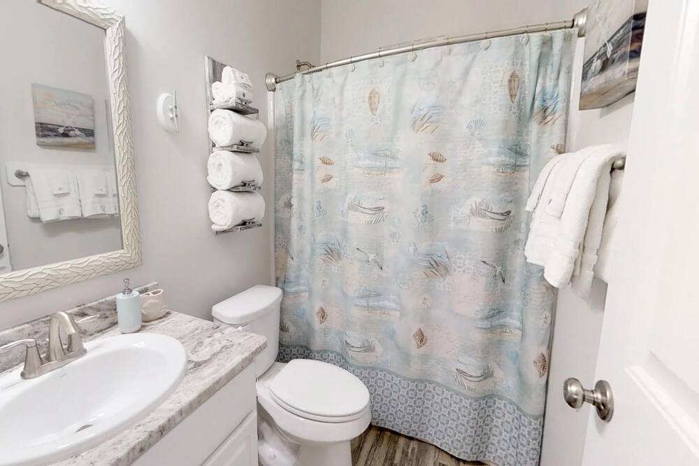 Photo of Bathroom in Corpus Christi