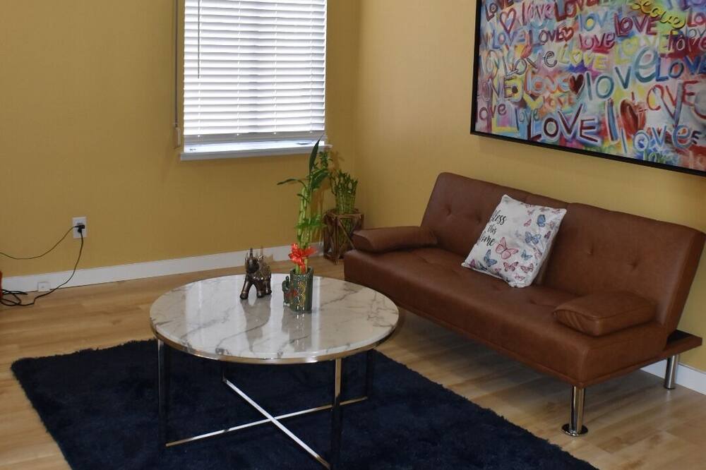 Photo of Livingroom in Rancho Dominguez