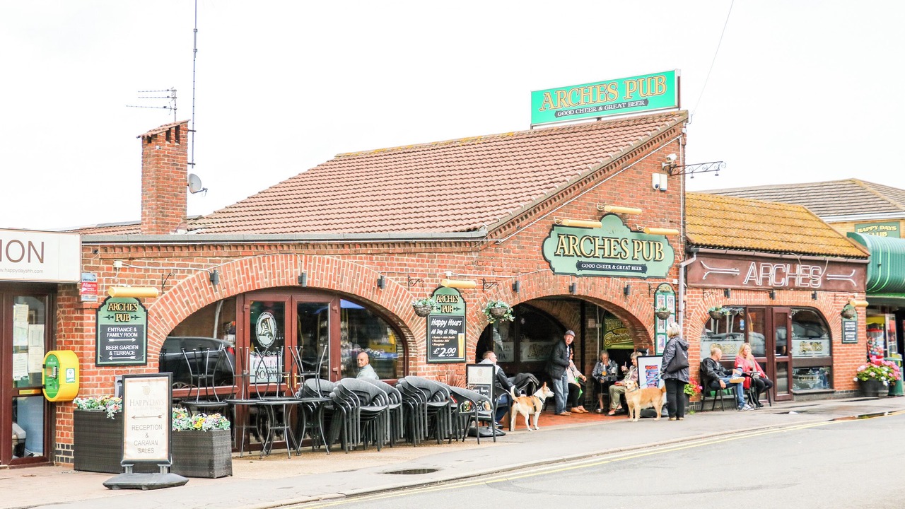 Photo of Others in Chapel Saint Leonards