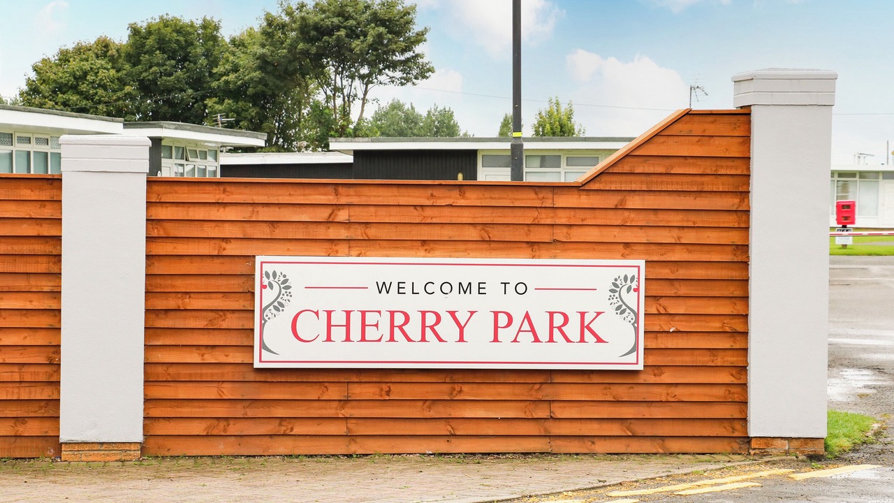 Photo of Others in Chapel Saint Leonards