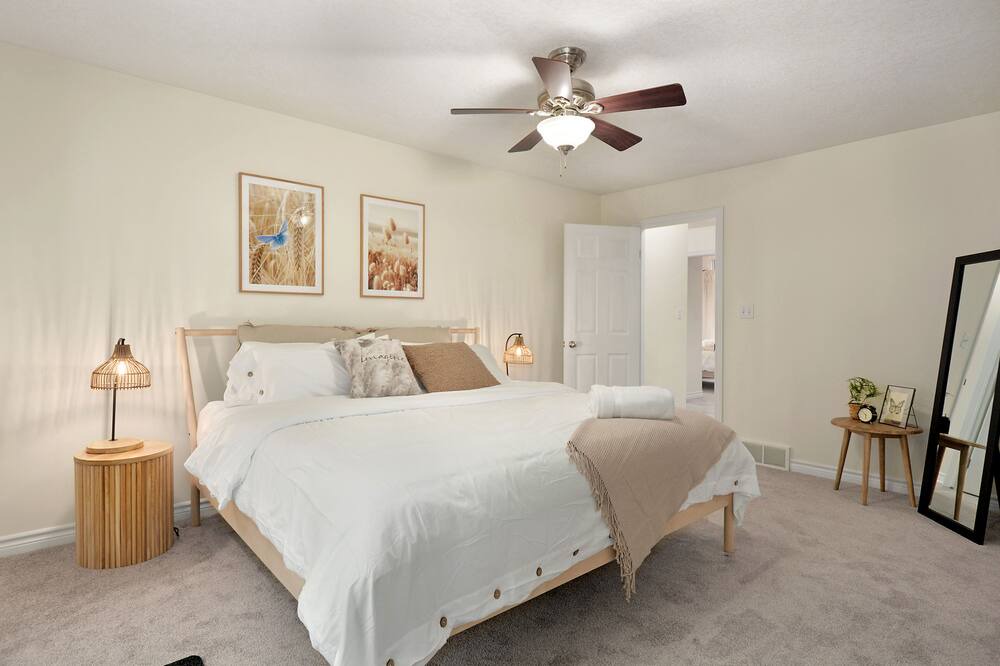 Photo of Bedroom in Lambton Shores