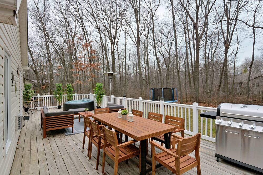 Photo of Patio Balcony in Lambton Shores