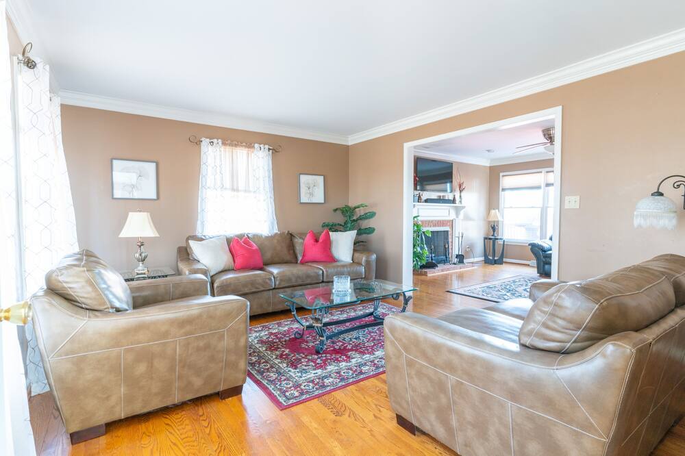 Photo of Livingroom in Forest