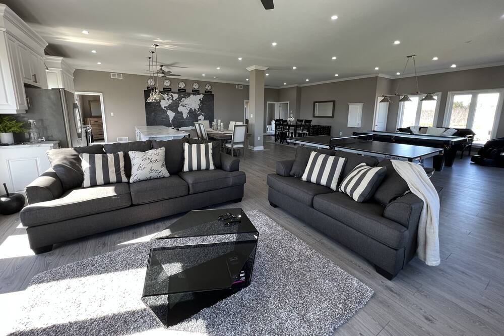 Photo of Livingroom in Beamsville