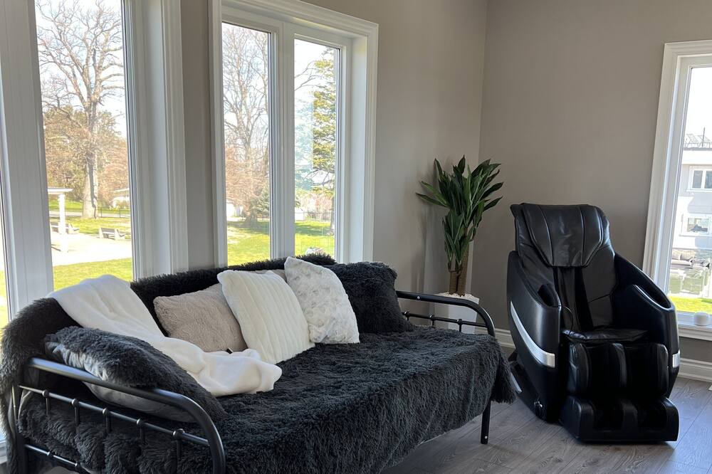 Photo of Bedroom in Beamsville