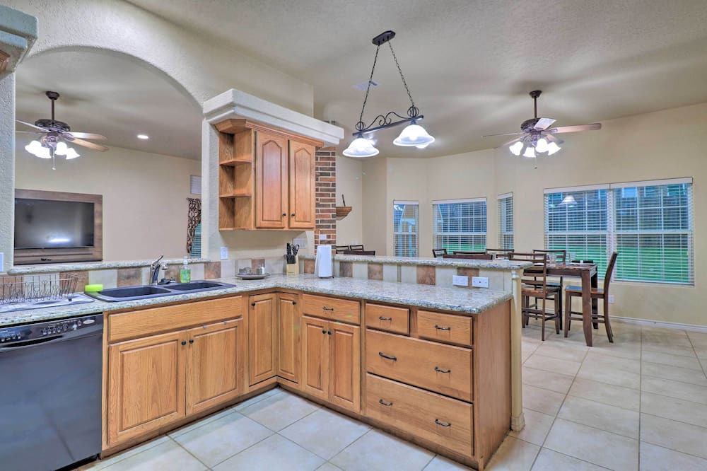 Photo of Kitchen in Woodway