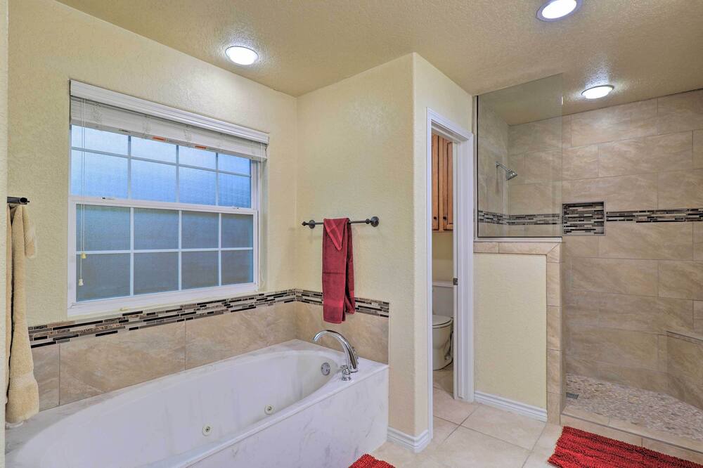 Photo of Bathroom in Woodway