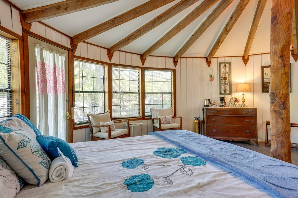 Photo of Bedroom in Wildwood