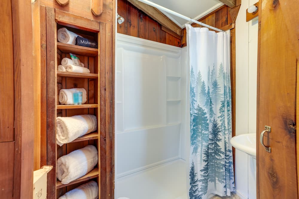 Photo of Bathroom in Wildwood