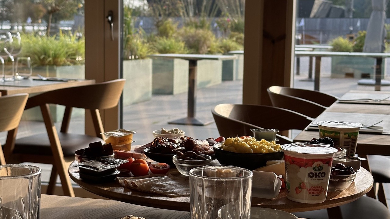 Photo of Others in Sunds