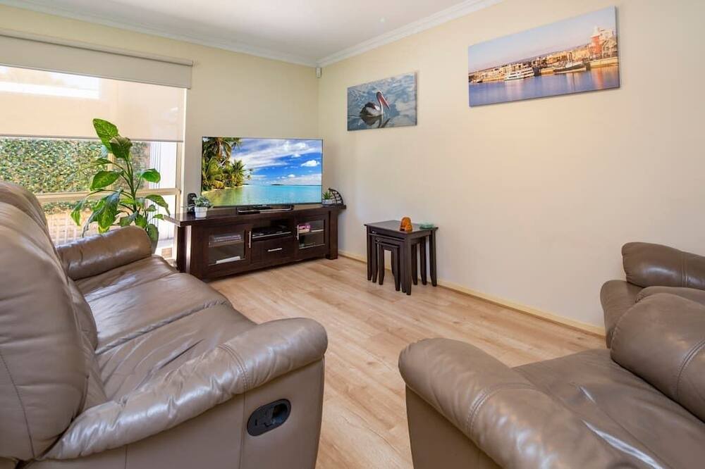 Photo of Bedroom in Henley Beach