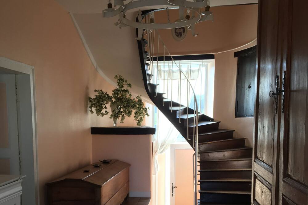 Photo of Livingroom in Belabre