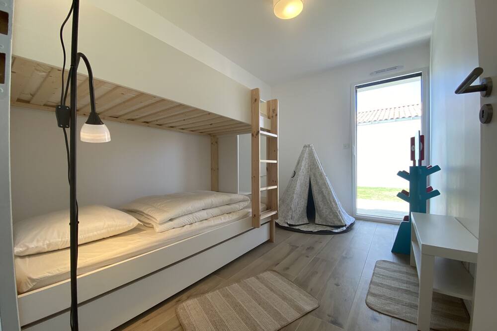 Photo of Bedroom in Prefailles