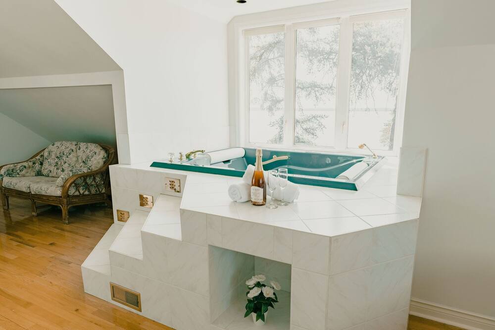 Photo of Bedroom in Maugerville