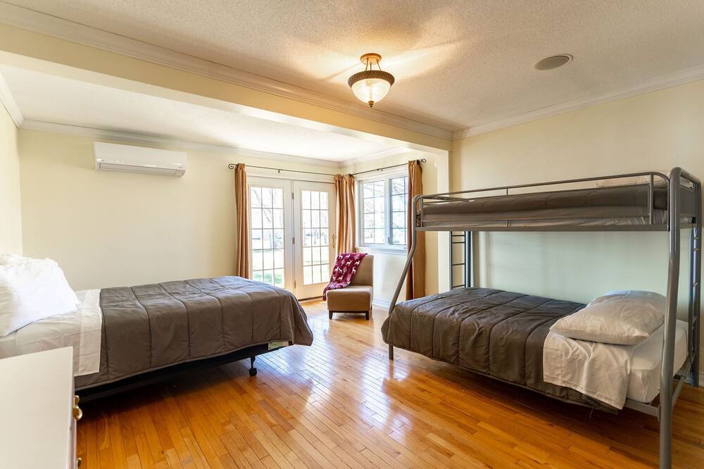 Photo of Bedroom in Maugerville