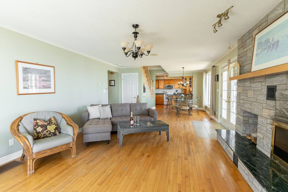 Photo of Livingroom in Maugerville