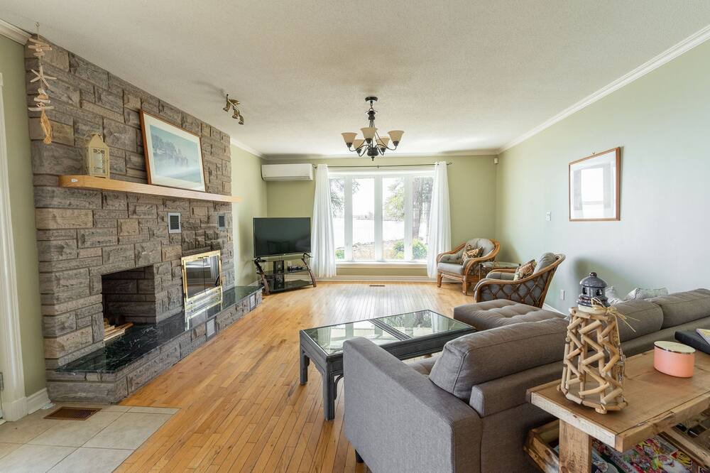 Photo of Livingroom in Maugerville