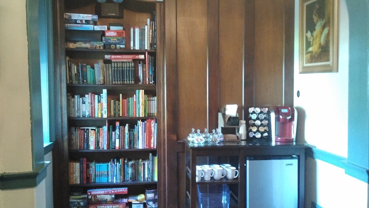 Photo of Others in Snow Hill