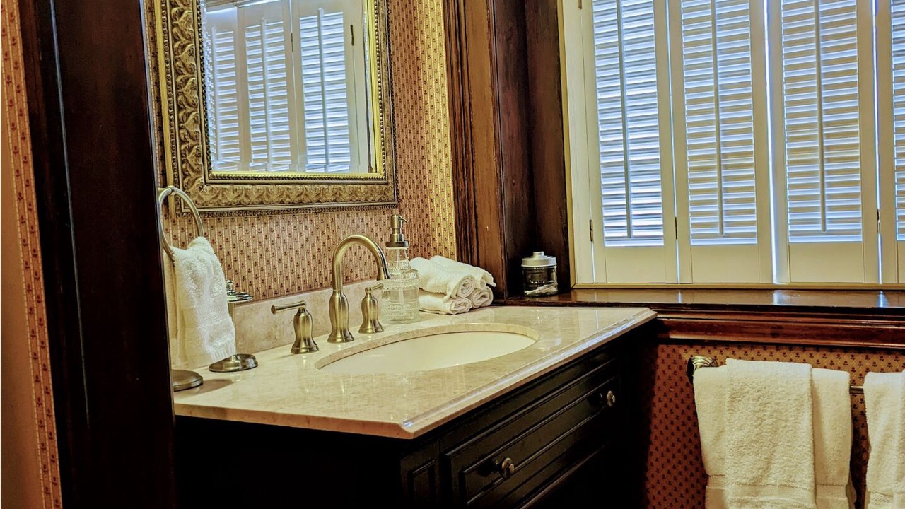 Photo of Others in Snow Hill