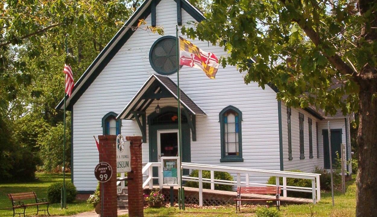 Photo of Others in Snow Hill