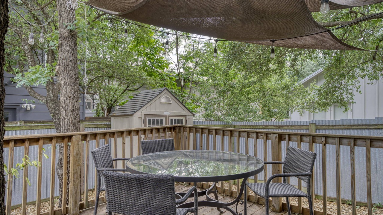 Photo of Outdoor in Foster Heights