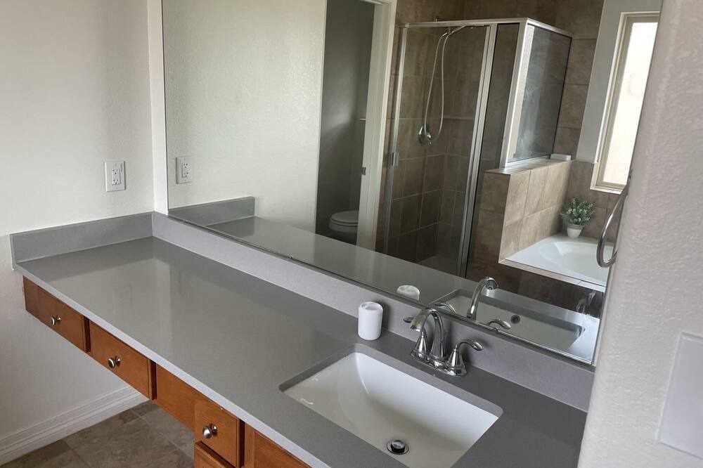 Photo of Bathroom in Atascocita