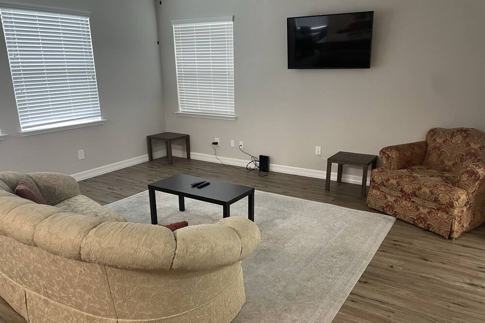 Photo of Livingroom in Atascocita