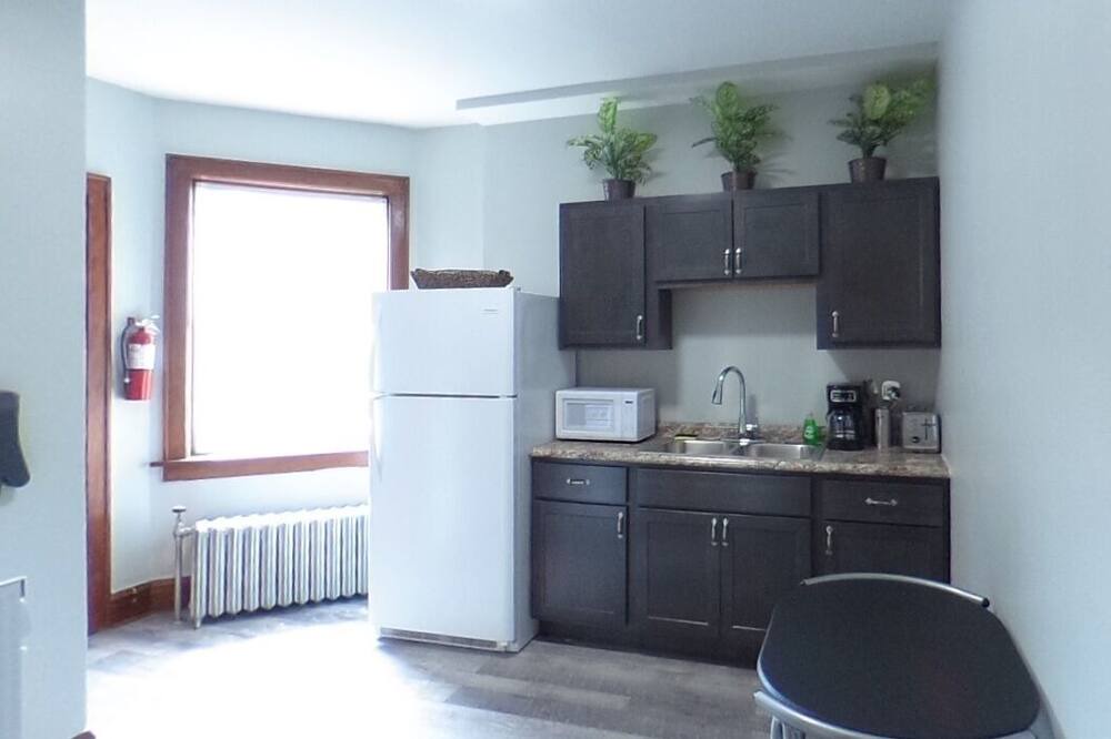 Photo of Kitchen in Whiting