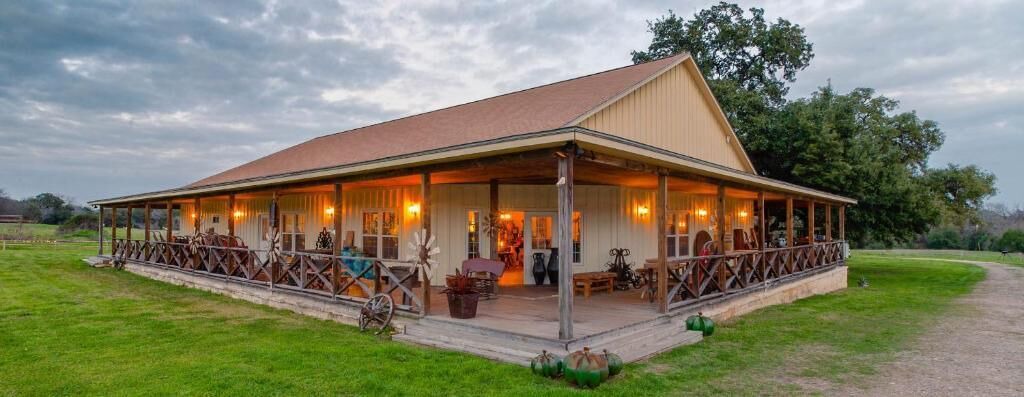Photo of Outdoor in Round Top