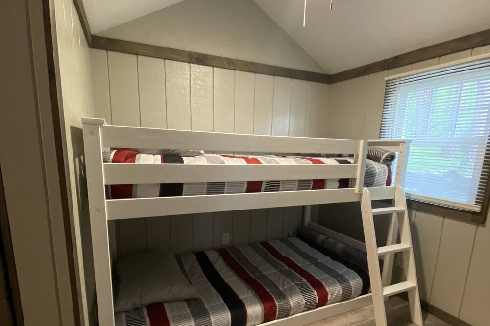 Photo of Bedroom in Rushford Lake