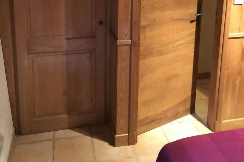 Photo of Bedroom in Pied-de-Borne