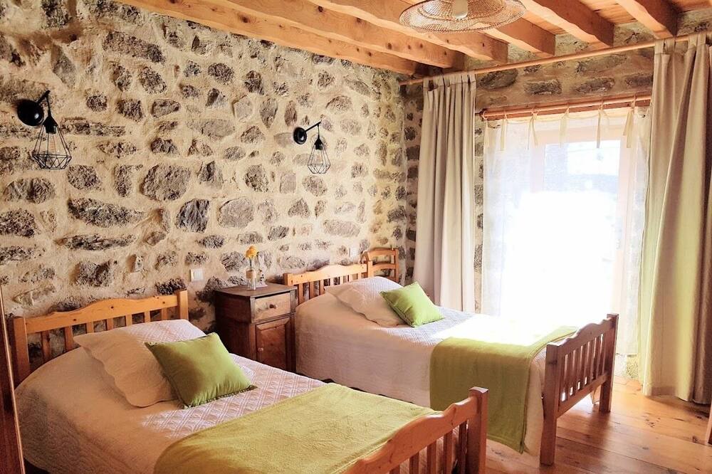 Photo of Bedroom in Saint-Symphorien