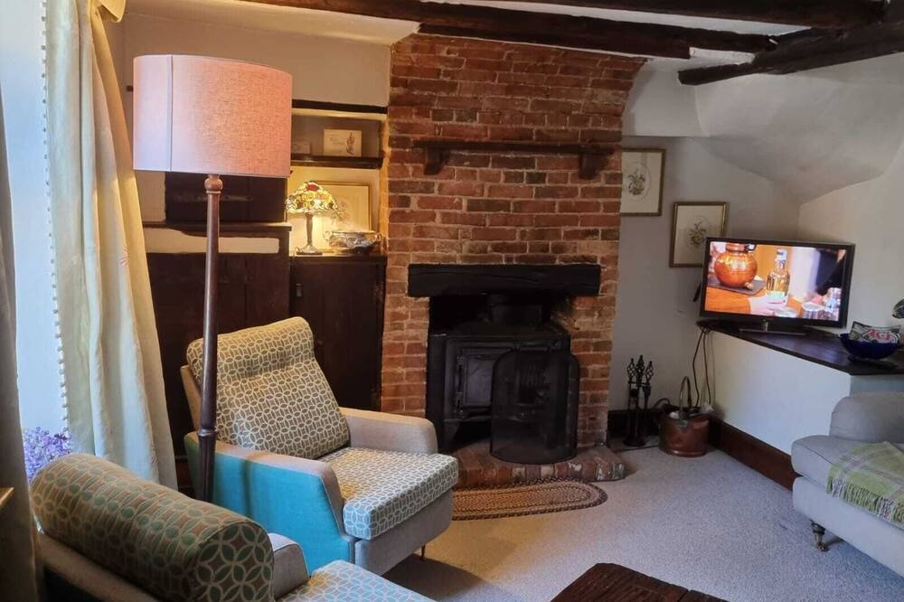 Photo of Livingroom in Petworth