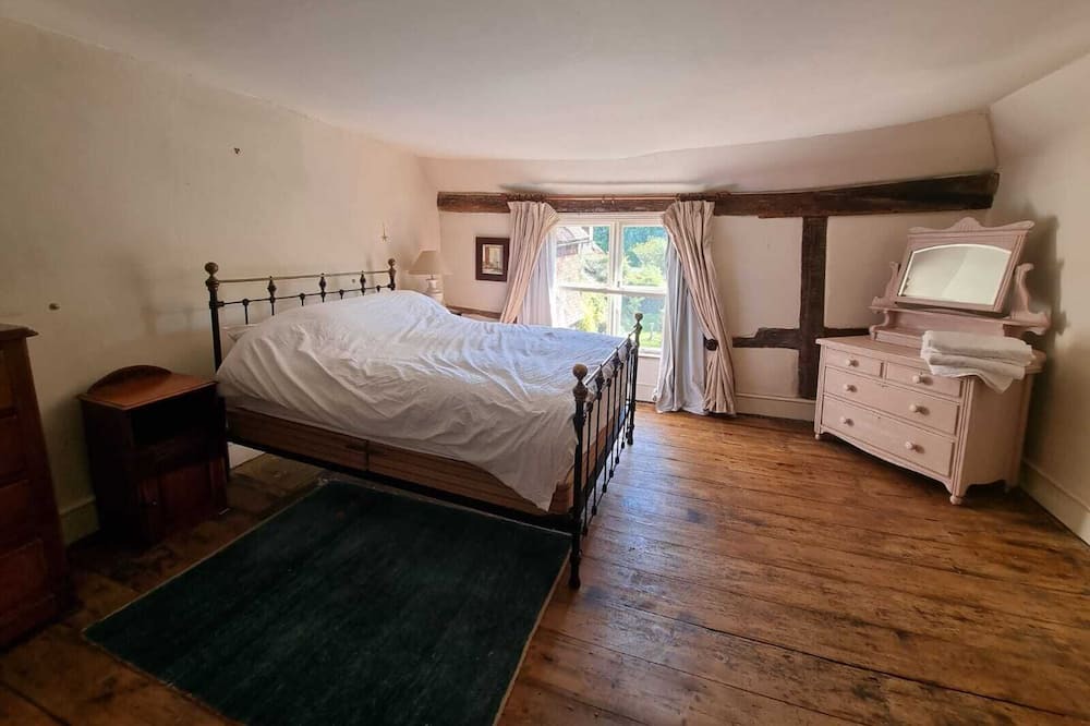 Photo of Bedroom in Petworth