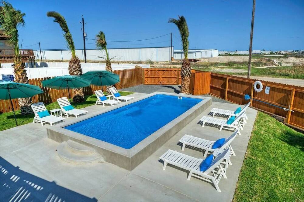 Photo of Outdoor in Leeward Sands