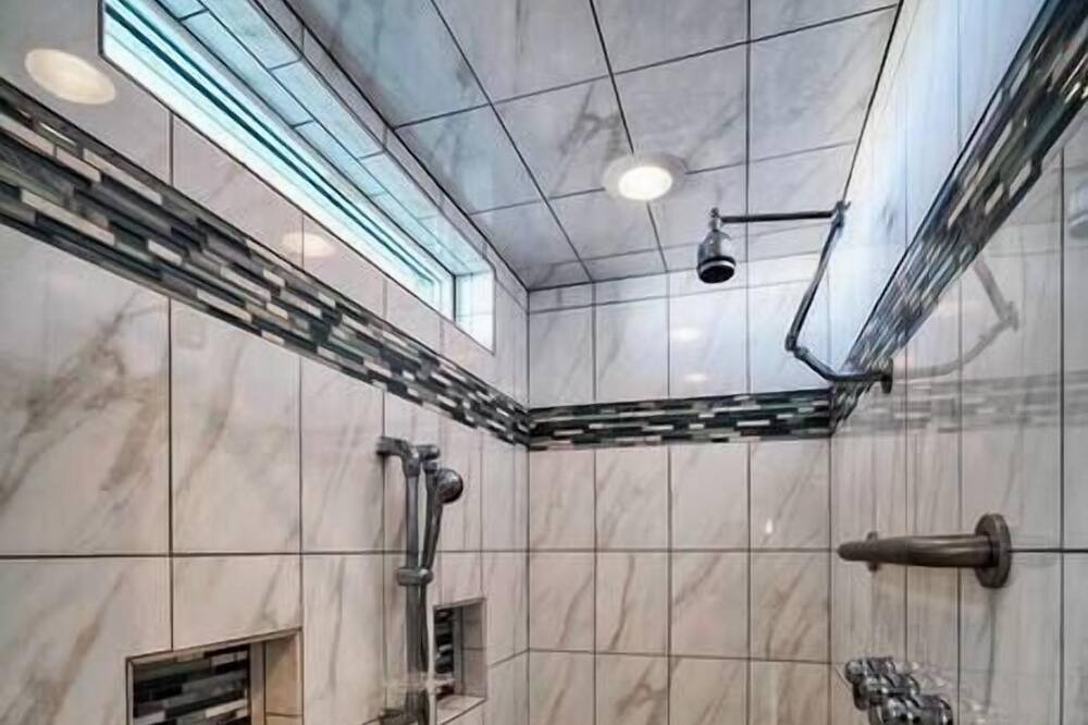 Photo of Others in Leeward Sands