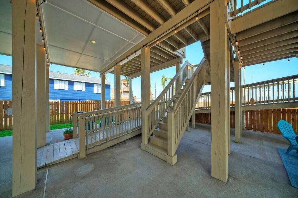 Photo of Others in Leeward Sands