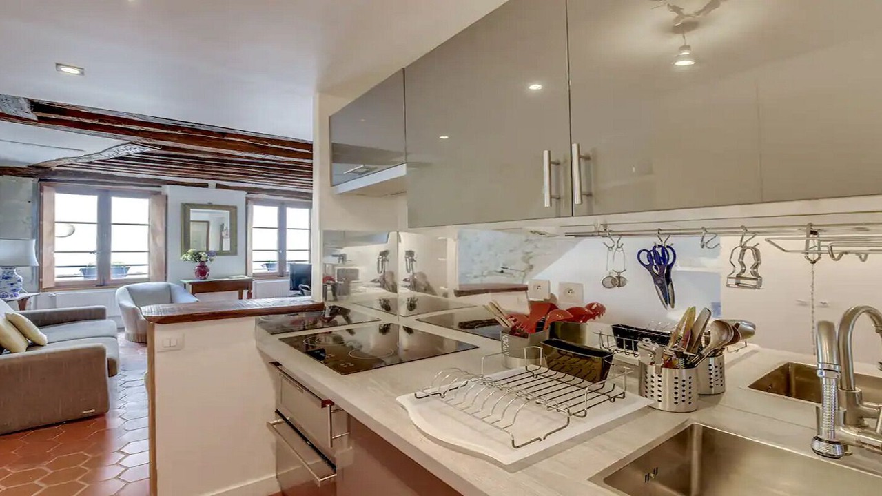 Photo of Kitchen in Arts-et-Metiers