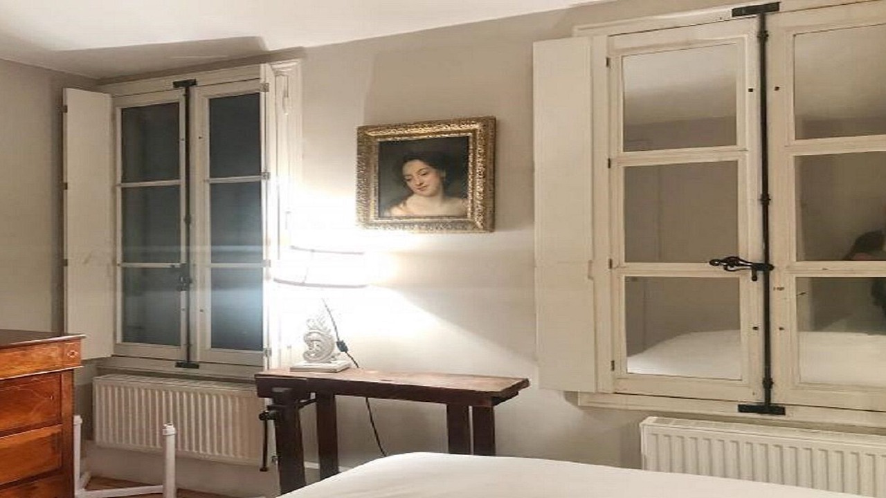 Photo of Bedroom in Arts-et-Metiers