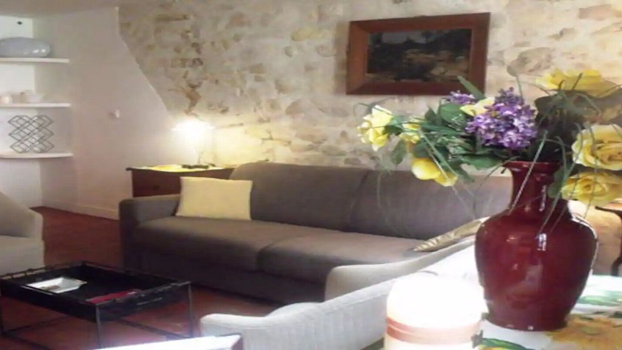 Photo of Livingroom in Arts-et-Metiers