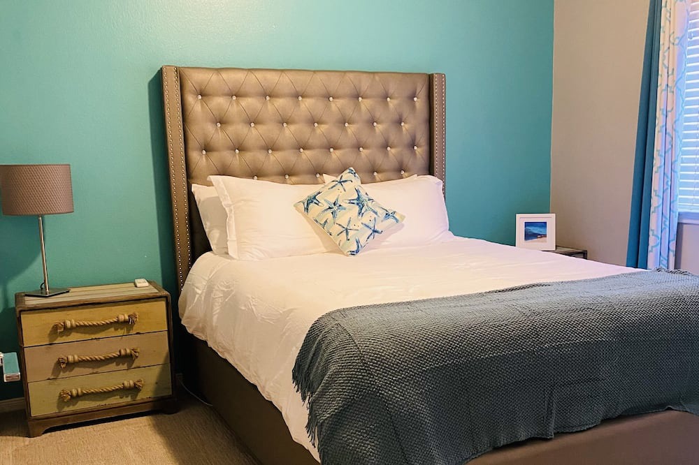 Photo of Bedroom in Lewisville
