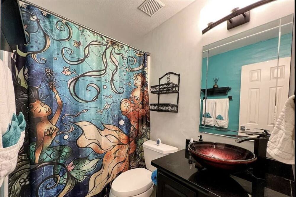 Photo of Bathroom in Lewisville